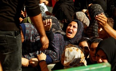“E patë se çfarë ndodhi me qytetin e Gazës”, zyrtari izraelit u kërkon palestinezëve të largohen nga Khan Younis