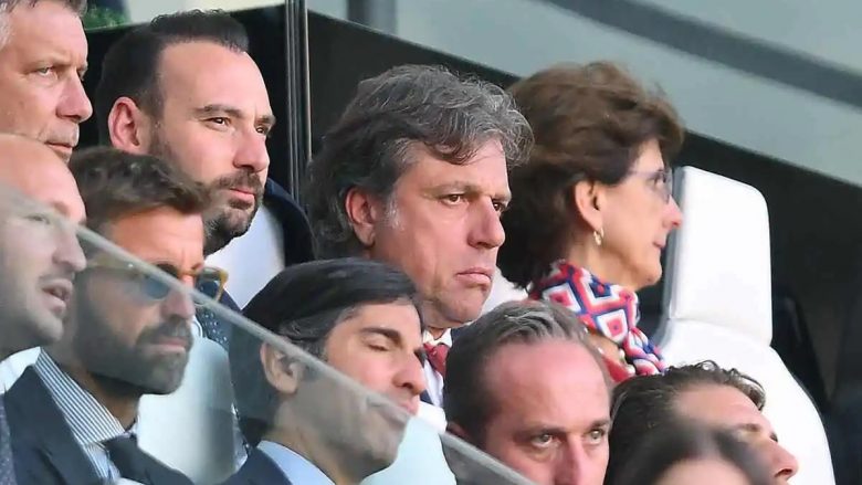 Drejtuesit e Juventusit ndjekin tre mesfushë në Ligën Premier