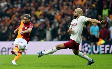 Nuk ka fitues në ndeshjen dramatike në Turqi: Galatasaray leksion Man Unitedit