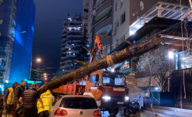 Pasojat e stuhisë ‘Ciaran’ në Shqipëri – si paraqitet sot situata në Tiranë, Durrës, Elbasan, dhe Korçë?