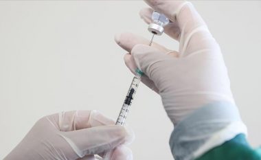 QKMF ua kujton qytetarëve se nga 2 tetori ka nisur dhënia e tri vaksinave të reja