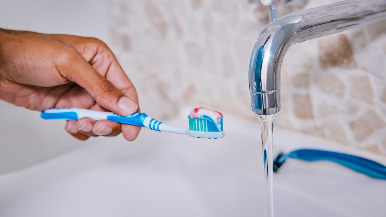 A mund të mbrojë një pastë e re dhëmbësh njerëzit me alergji nga kikirikët?