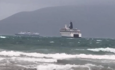 Përkeqësimi i motit, rikthehen lundrimet në Adriatik për tragetet Durrës-Bari