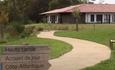 Historia e fshatit francez ku të gjithë vuajnë nga demenca, banorët nuk paguajnë as për ushqime