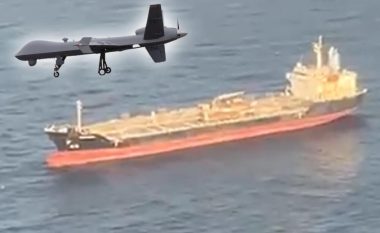 Një anije tanker sulmohet në brigjet e Oqeanit Indian, Pentagoni akuzon Iranin për sulmin me dron