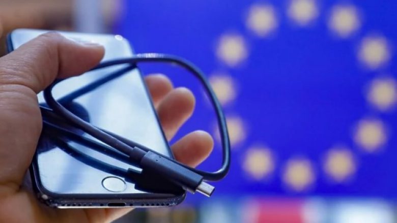 Nga nesër, vetëm një lloj mbushësi do të përdoret për të gjithë telefonat, tabletët dhe fotoaparatet në BE