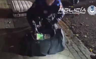 Arrestohet në Spanjë një burrë nga Serbia pasi u kap me 23 kilogramë kokainë