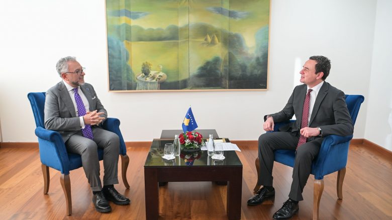 Kurti takon shefin e EULEX-it, flasin për sigurinë dhe sundimin e ligjit në Kosovë