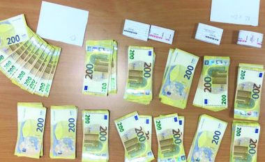 Sekuestrohen 50.600 euro të padeklaruara në Aeroportin e Shkupit