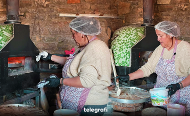 50-vjeçarja nga Prishtina kap suksesin në TikTok – flija dhe ushqimet e saj kërkohen nga ndjekësit