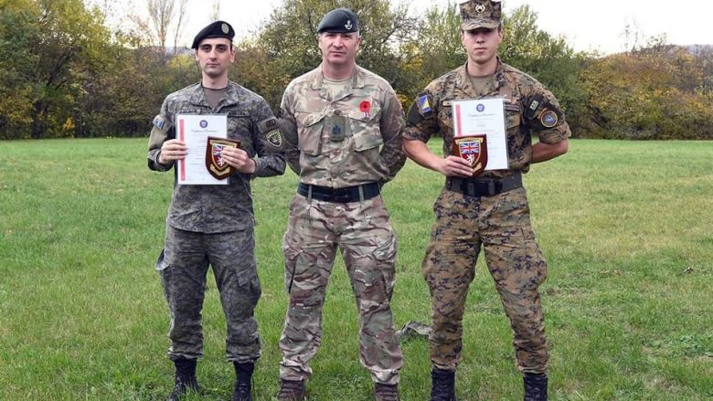 Oficeri i FSK-së fiton çmimin “Studenti më i mirë” në kursin trajnues në Çeki, pjesëmarrëse ishin disa shtete të botës