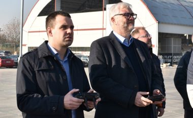 Bogoev: Mbretëria e Bashkuar i dhuroi Maqedonisë dronë për të mbështetur luftën kundër kontrabandës