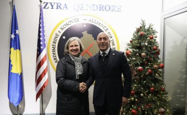 ​Haradinaj pret në takim zyrtaren e DASH-it: Biseduam për proceset nëpër të cilat po kalon Kosova