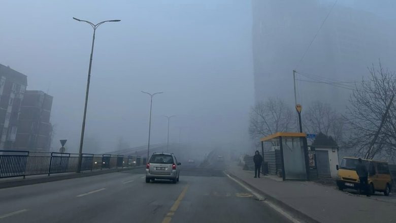 Policia apel shoferëve për kujdes gjatë vozitjes në mjegull