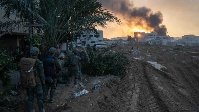 Izraeli po zgjeron operacionet rreth qytetit jugor të Gazës