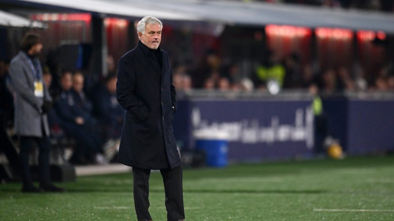 Jose Mourinho mund të kthehet në Londër, por jo te Chelsea apo Tottenhami