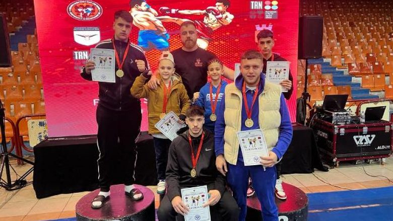 Klubi “Wolf” nga Tetova fiton pesë medalje në kampionatin e Kickboxit në Shqipëri