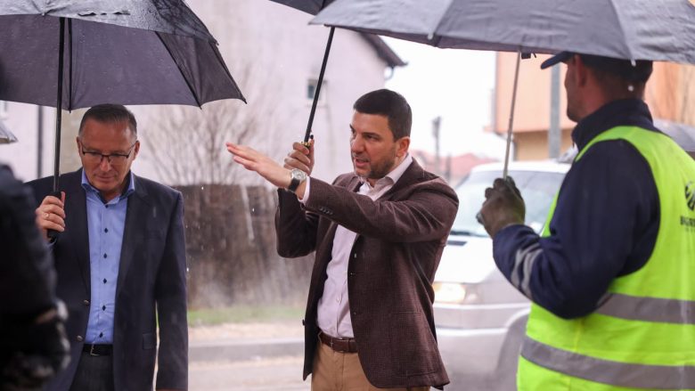 Krasniqi në Mitrovicë: Komunat që udhëhiqen nga PDK-ja, kampione të qeverisjes së mirë