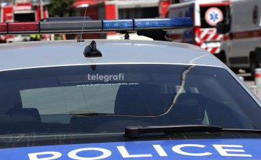 Të shtënat me armë në Prishtinë, Policia: Në vendin e ngjarjes janë gjetur 19 gëzhoja, ndërsa në shtëpinë e të dyshuarit jelekë ushtarakë e substanca narkotike