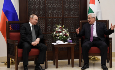 Pothuajse janë bërë dy vjet nga konflikti Ukrainë-Rusi, por Putin telefonon presidentin palestinez për të “zgjidhur” situatën në Gaza