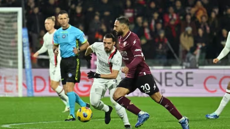 Milan i shmanget humbjes në minutat e fundit në duelin ndaj Salernitanas