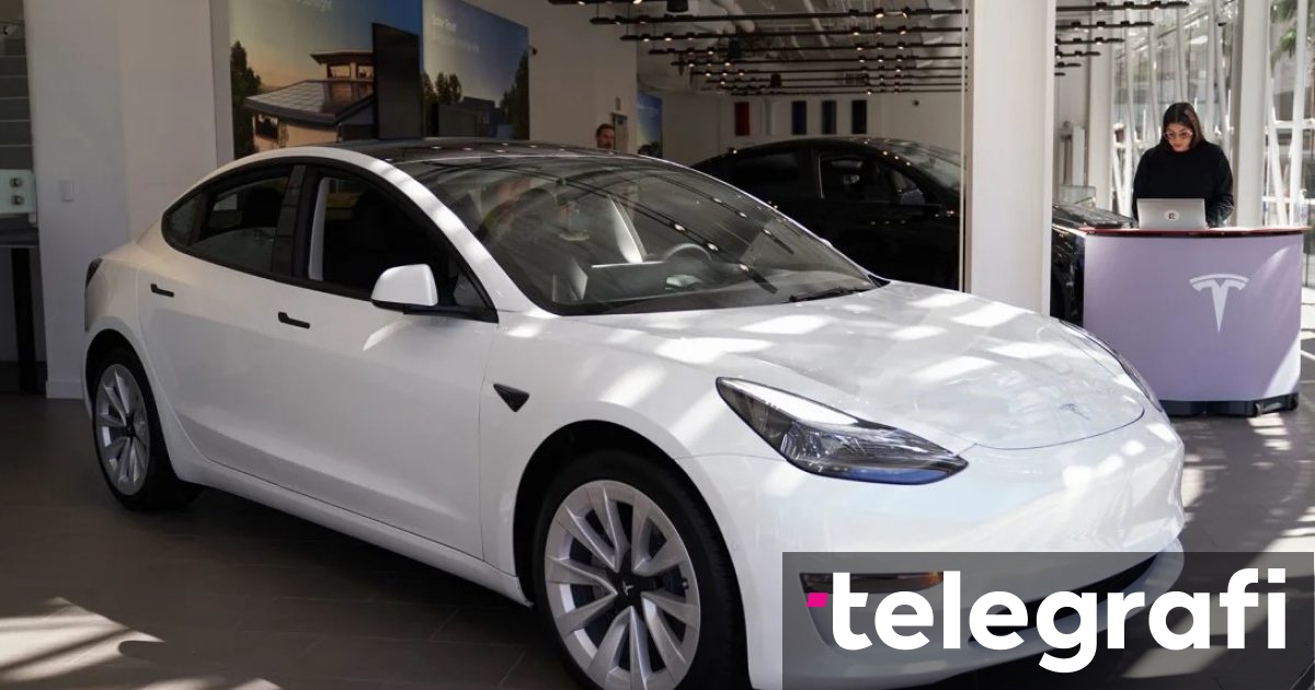 Tesla “tërheq” pothuajse të gjitha 2 milionë automjetet e saj në rrugët e SHBA-së