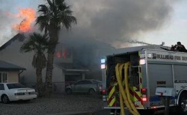 Pesë fëmijë që u lanë vetëm në shtëpi kanë gjetur vdekjen nga një zjarr që shkatërroi shtëpinë e tyre në Arizona