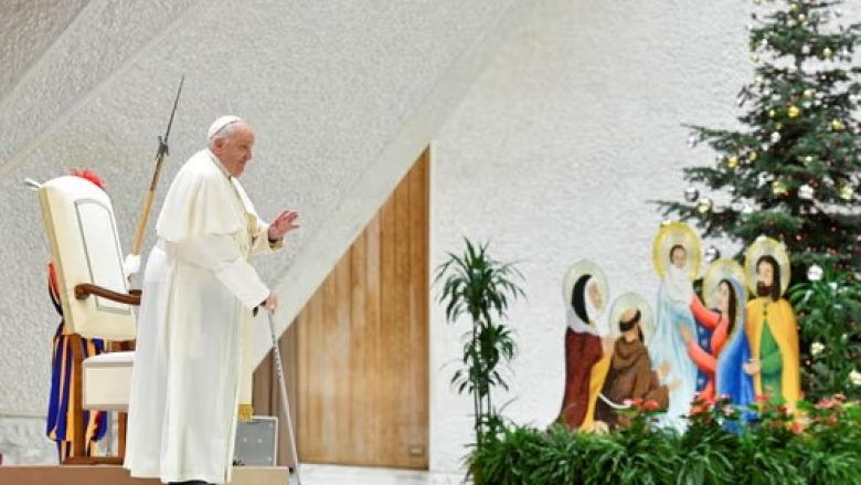 Papa Françesku zbulon se ai nuk do të varroset në Vatikan