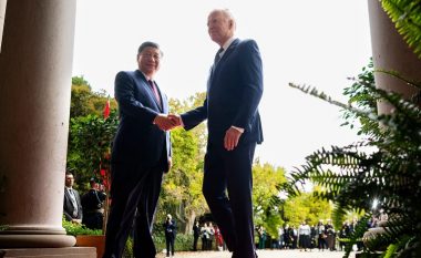 Xi i tha Bidenit se e ka në plan ta pushtojë Tajvanin - me çdo mjet të nevojshëm