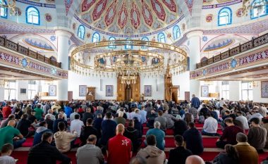 Gjermania nuk do të pranojë më imamë nga Turqia, do të trajnojë klerikët brenda vendit