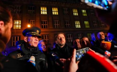 Policia thotë se numri i të vdekurve është 14 – detaje të tjera rreth të shtënave me armë në Pragë të Çekisë