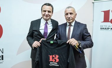 Kurti merr pjesë në tubimin e Shaip Kamberit për zgjedhjet në Serbi, fton qytetarët ta përkrahin koalicionin e pesë partive shqiptare