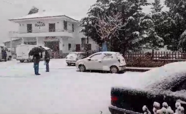 Rikthehen reshjet e dëborës në juglindje të Shqipërisë