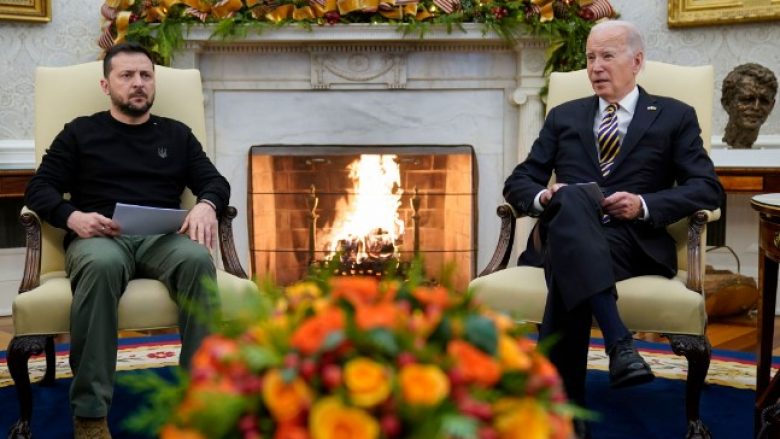Biden takon Zelenskyn në Shtëpinë e Bardhë, SHBA-ja ndan 200 milionë dollarë shtesë për Ukrainën