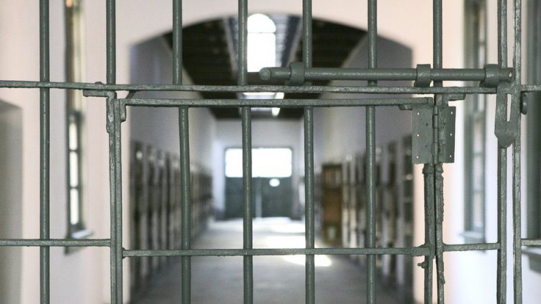 Sulmohet fizikisht një i burgosur në burgun e Prilepit