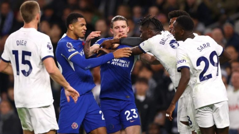 Chelsea mendon shkëmbimin e mesfushorëve me Tottenhamin