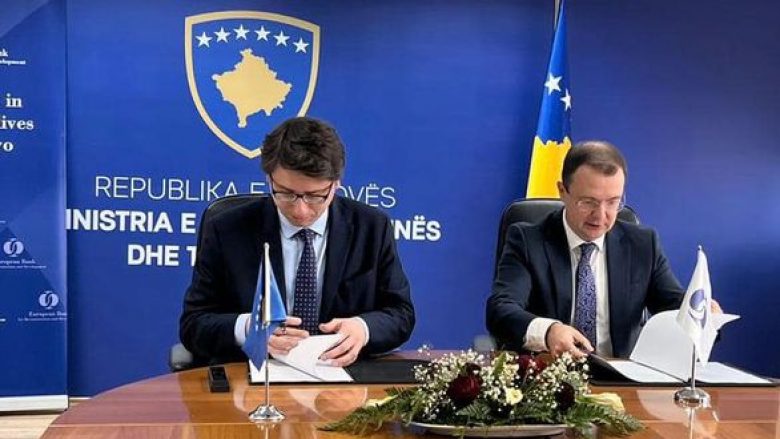 Nënshkruhet marrëveshja 20 milionë euro për ujërat e zeza në Ferizaj