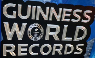 Libri i Rekordeve Botërore Guinness për vitin 2023 – Nga mustaqet më të gjata deri tek papagalli i shpejtë