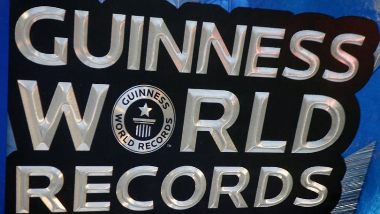 Libri i Rekordeve Botërore Guinness për vitin 2023 – Nga mustaqet më të gjata deri tek papagalli i shpejtë