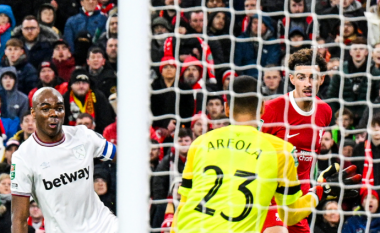 Liverpooli kalon në gjysmëfinale të Carabao Cup, ‘shkatërron’ West Hamin