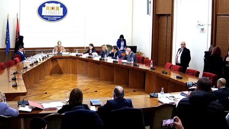Këshilli i Mandateve pranon kërkesën e SPAK për arrestimin e Berishës, Kuvendi vendos të enjten për imunitetin e ish-kryeministrit