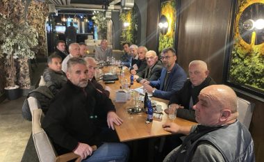 Përfaqësuesit e shqiptarëve të Medvegjës takojnë kryesinë e Klubit “Trojet”, bisedojnë për zgjedhjet e 17 dhjetorit