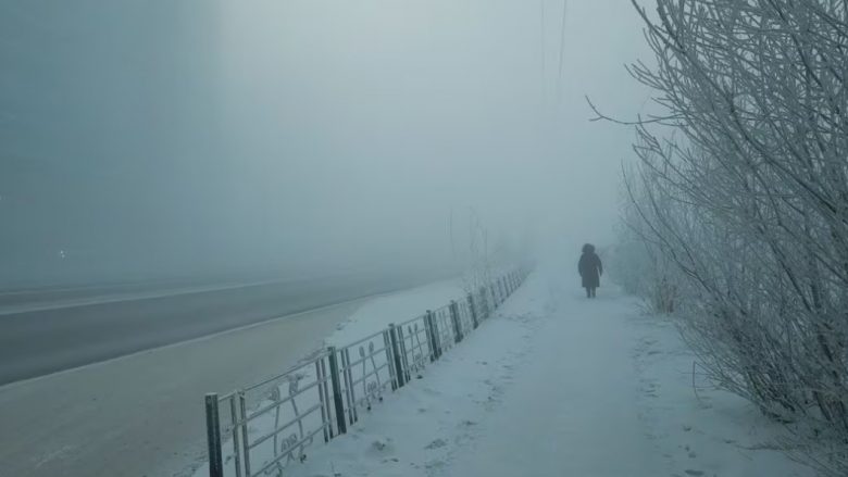 Mot i ftohtë në Siberi, temperaturat ranë në minus 58 gradë Celsius