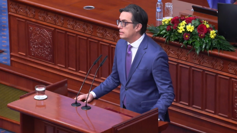 Pendarovski: Është jo korrekte të jesh pjesë e Qeverisë dhe të mos votohet për zgjedhjen e saj