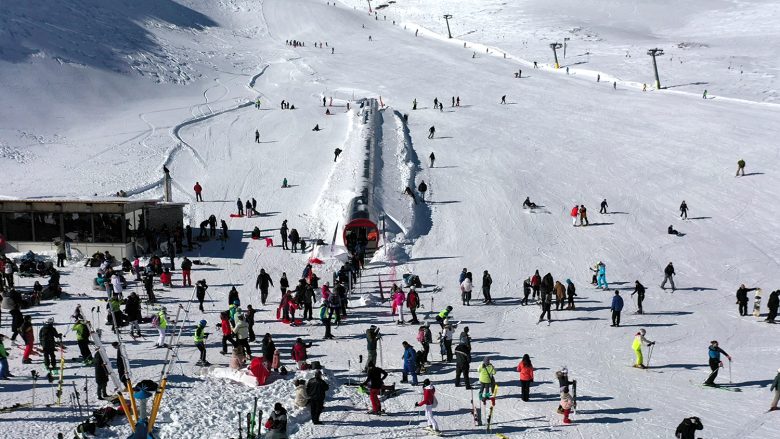 Janë shpallur vendet më të mira të skive në Evropë: Këto janë vetëm disa prej tyre