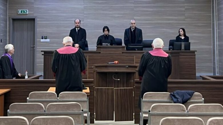 Gjykata merr vendim për katër të akuzuarit për terrorizëm