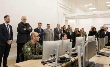Krijohet në Shqipëri Njësia Ushtarake e Sigurisë Kibernetike, SHBA jep 50 milionë dollarë ndihmë