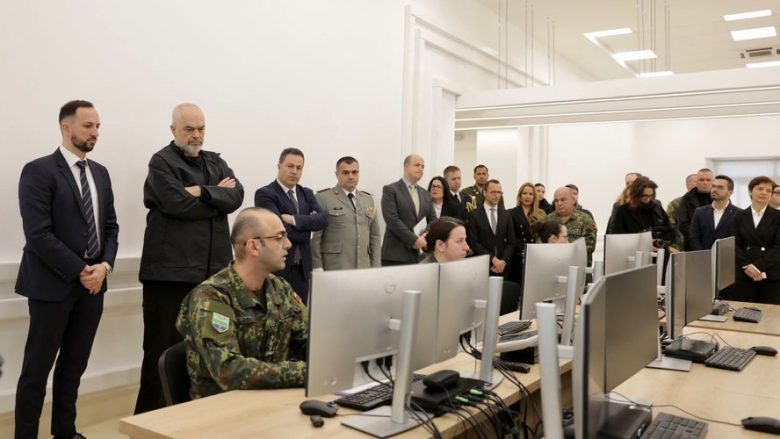 Krijohet në Shqipëri Njësia Ushtarake e Sigurisë Kibernetike, SHBA jep 50 milionë dollarë ndihmë