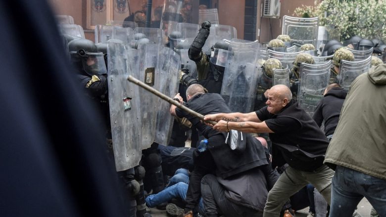 HRW për vitin 2023 në Kosovë: Dhunë, gjykime, shkelje e të drejtave të njeriut