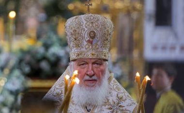 Prifti rus përballet me dëbimin për refuzimin e lutjes për fitoren ndaj Ukrainës